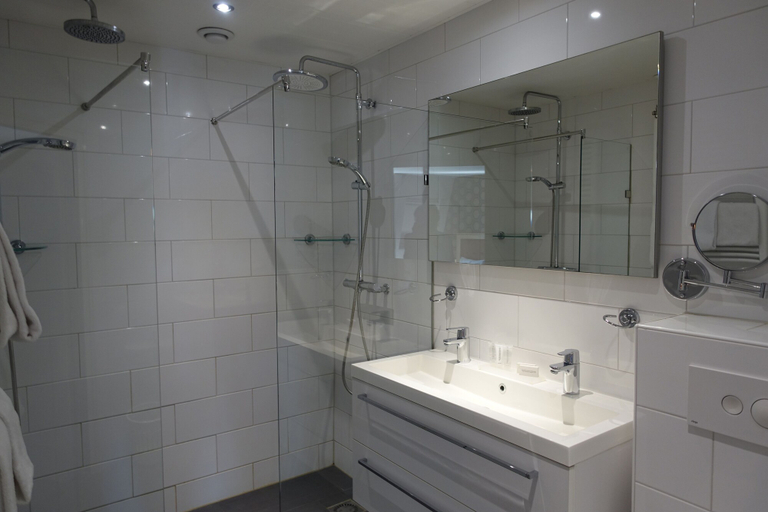 Bathroom 3, Prinsengracht Hotel, Amsterdam