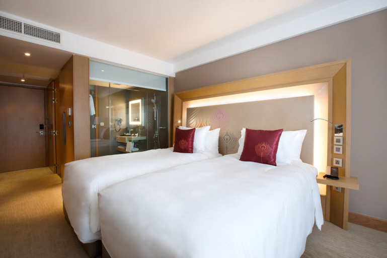 Bedroom 4, Novotel Yangon Max, Yangon