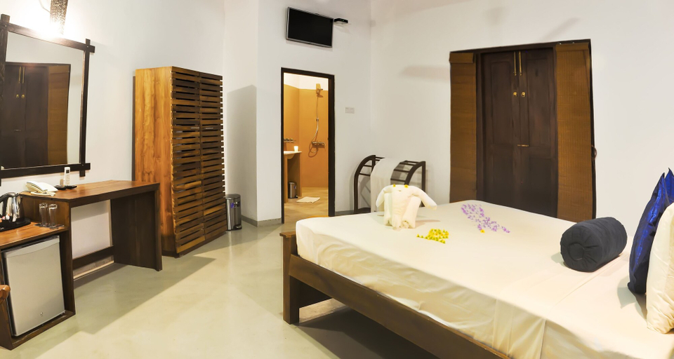 Bedroom 3, Garcinia Leaf, Hikkaduwa