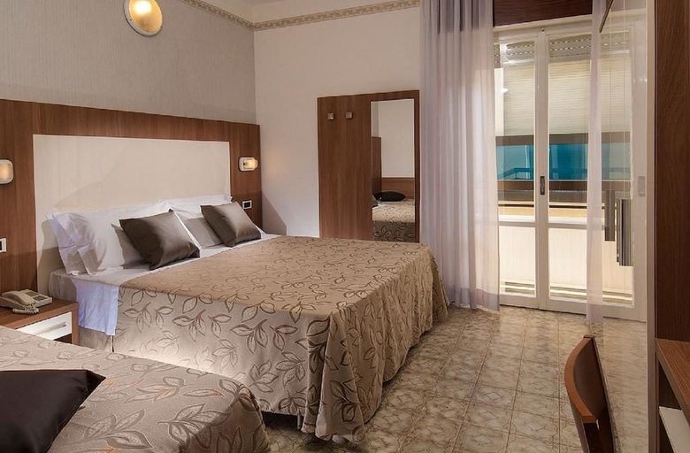 Bedroom 4, Hotel Lina, Rimini