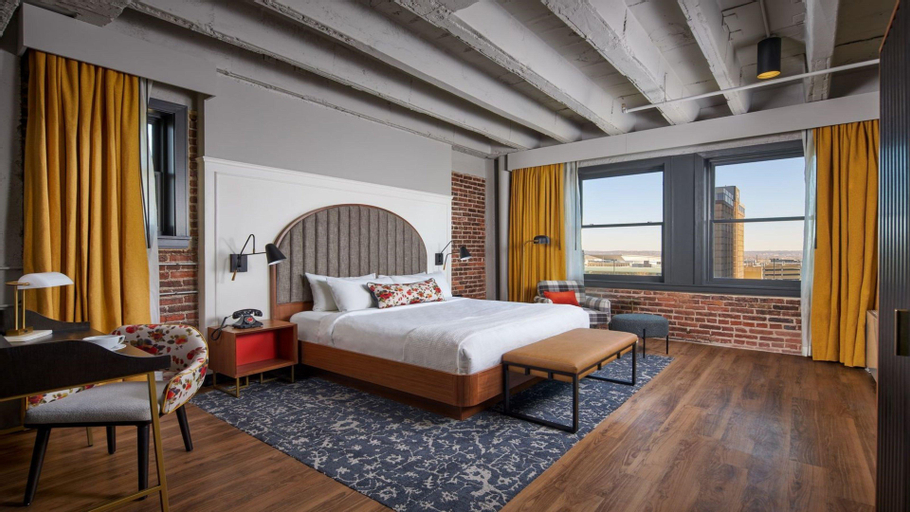 Bedroom 13