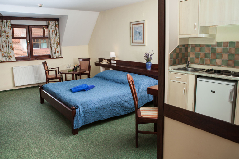 Bedroom 3, Club Dobogomajor, Hévíz/Keszthely