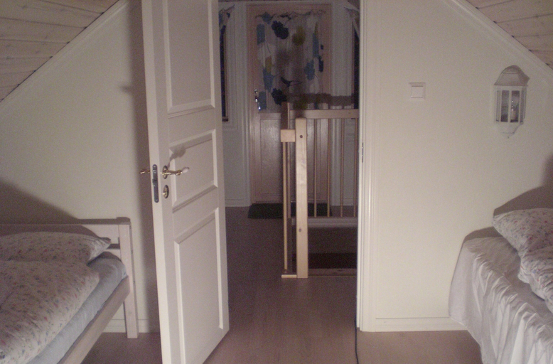 Bedroom 2, Sotra Rorbusenter, Sund