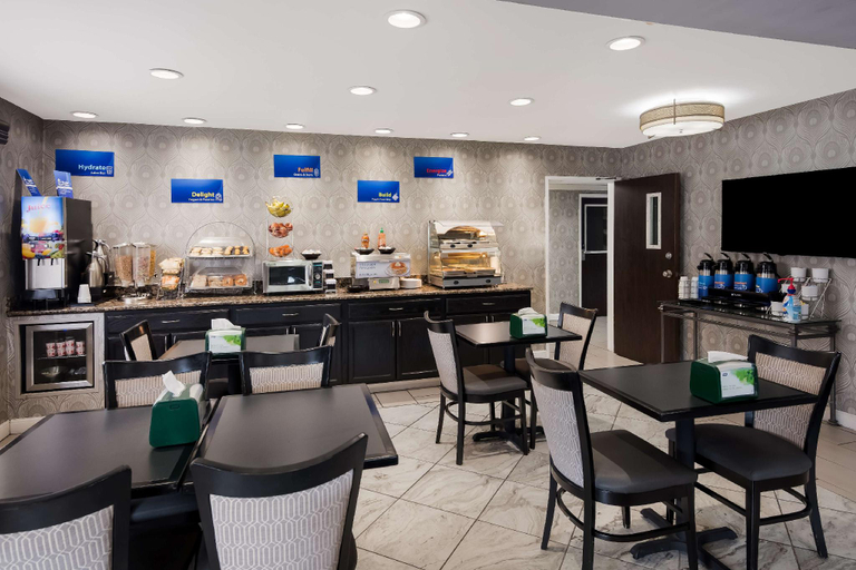 Food & Drinks 5, Best Western Riverside Inn, Vermilion
