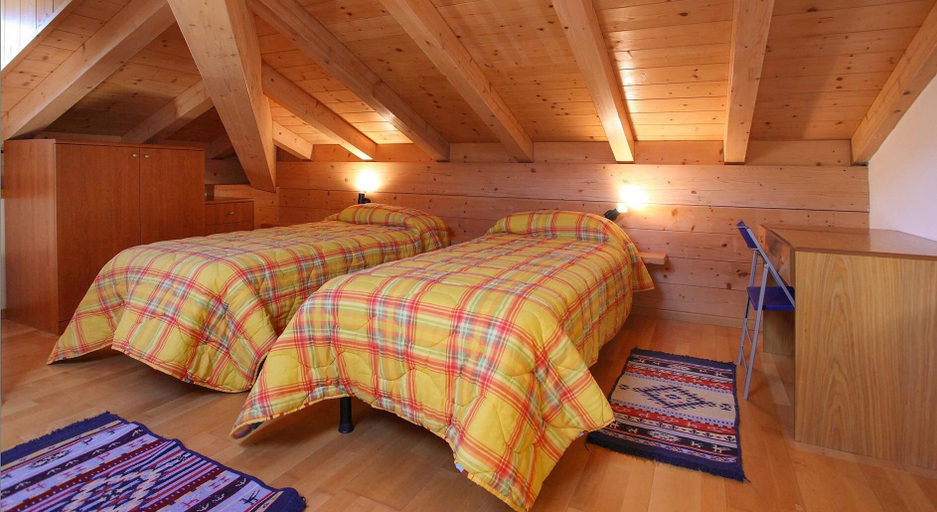 Room 5, Casa Elena, Trento