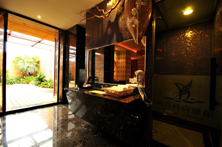 Others 5, Dubai Motel, Yilan