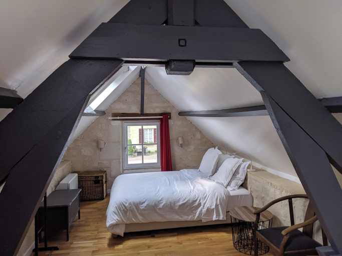 Bedroom 2, Hotel De L'Abbaye, Aisne