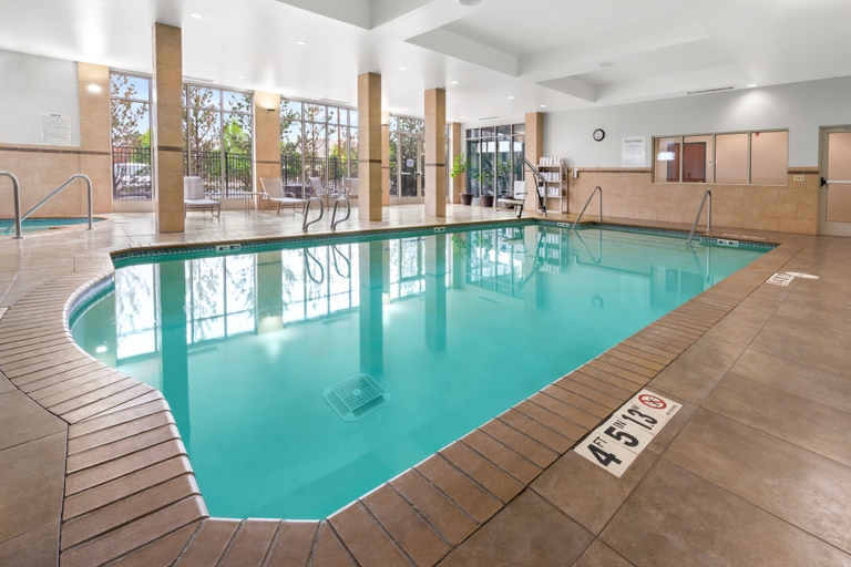Sport & Beauty 4, Holiday Inn YAKIMA by IHG, Yakima