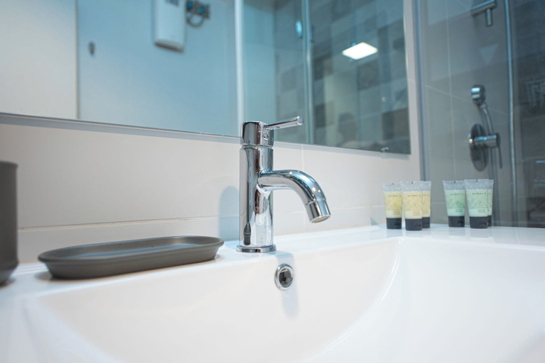 Bathroom 3, PORT CITY HAIFA- Downtown Luxury