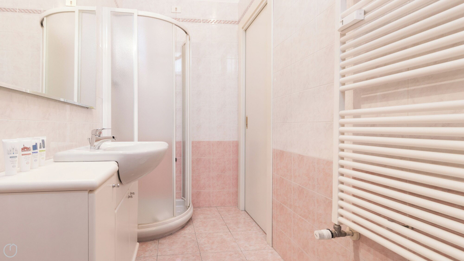 Bathroom 4, Italianway - Sardegna 59, Milano