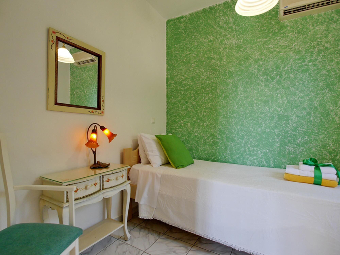 Bedroom 3, Villa Emiliata in Spartia, Ionian Islands