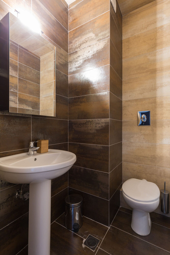 Bathroom 3, UPSTREET Stylish & Spacious 2BD Apt-Thiseio, Attica