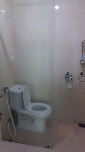 Bathroom, Nha Trang Wonderland Apartments, Nha Trang