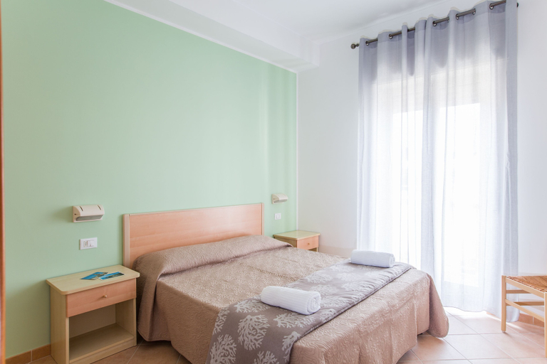 Bedroom 5, Residence Fontana Vecchia, Foggia