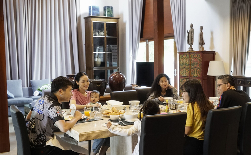 Food & Drinks 4, Mae Rim Grace, Mae Rim