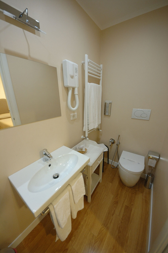 Bathroom 4, Residenza Dei Gracchi, Roma