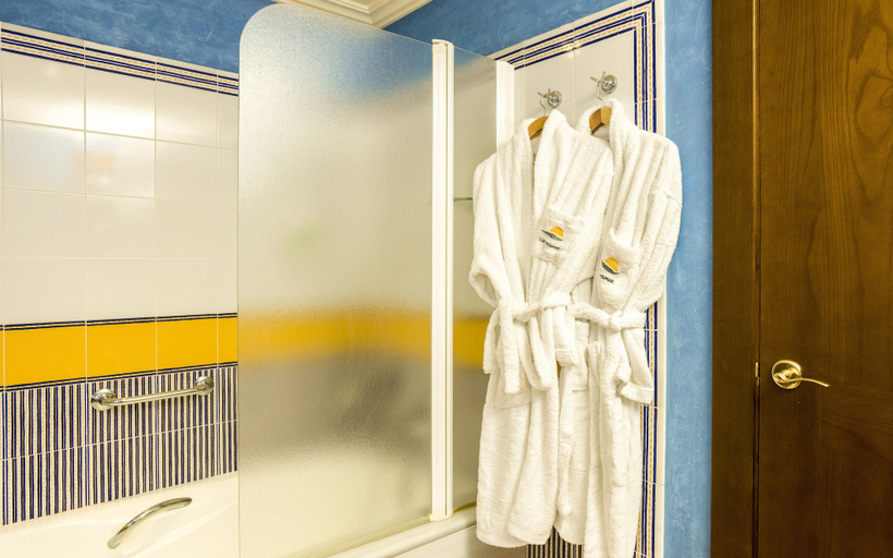 Bathroom, TUI BLUE Isla Cristina Palace - Adults Only Recommended, Huelva