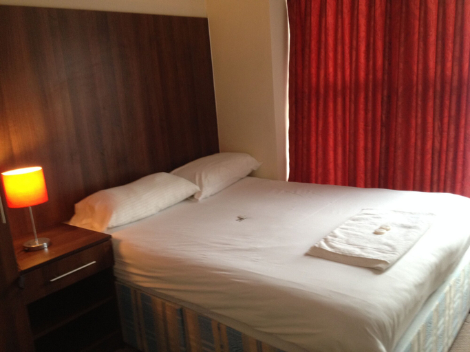 Bedroom 2, CityLodge London, London