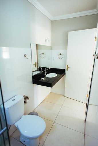 Bathroom, Hotel Pousada Cassino, Caeté