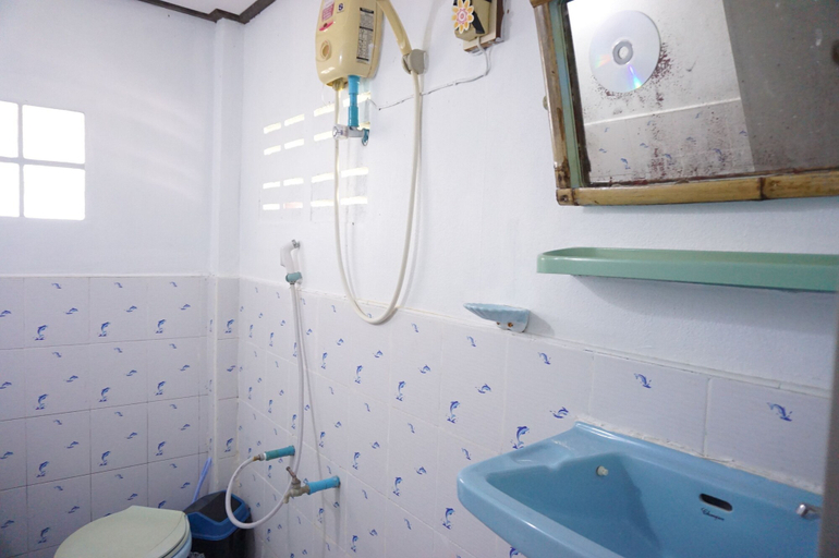 Bathroom 4, Wasana Resort Ranong, Kapoe