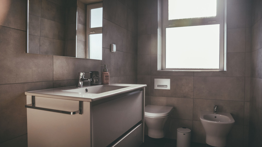 Bathroom 3, Vila Milreu Guesthouse, Faro
