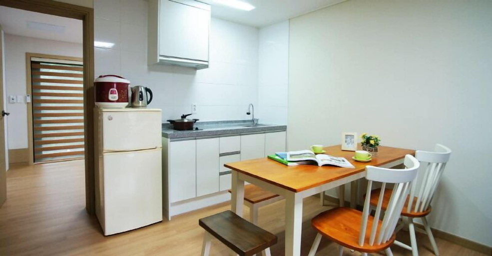 Others 5, Gotjawal Geomun Oreum Pension, Jeju