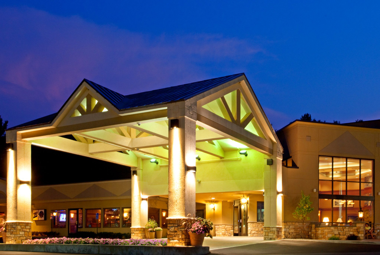 Holiday Inn Resort LAKE GEORGE - ADIRONDACK AREA, Warren