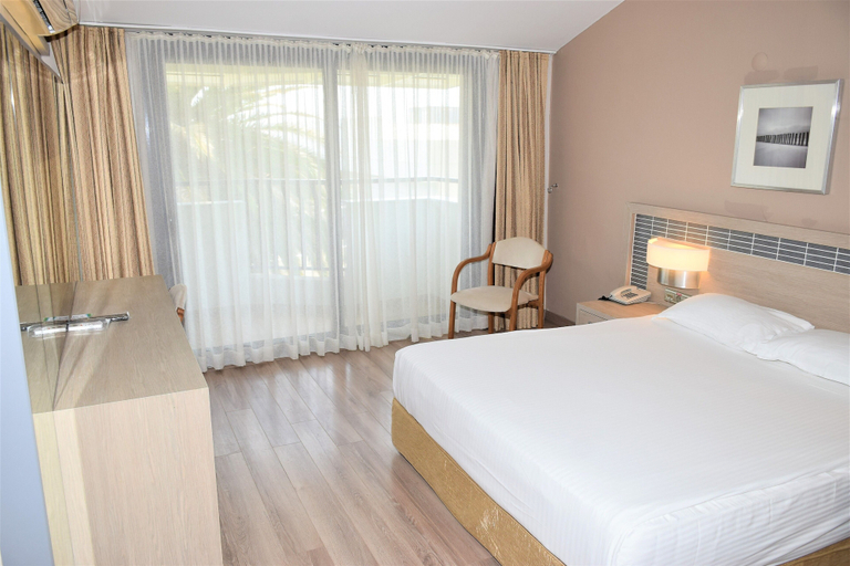 Bedroom 3, Pam Thermal Hotel & Clinic Spa, Akköy