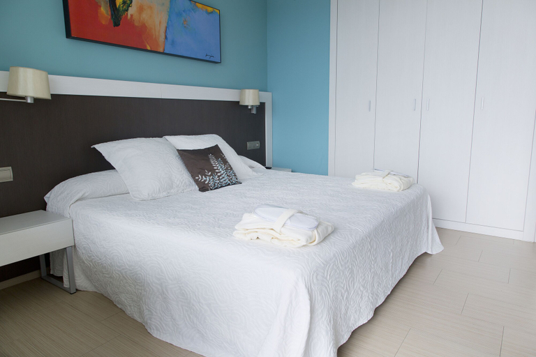 Bedroom 3, Hotel GHT Oasis Park & SPA, Girona