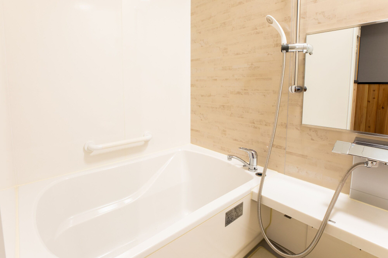 Bathroom 2, Koyasan Sekishoin, Kōya