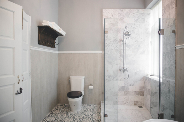 Bathroom 4, Baan2459 Heritage House, Samphantawong