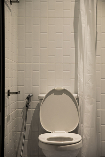 Bathroom 4