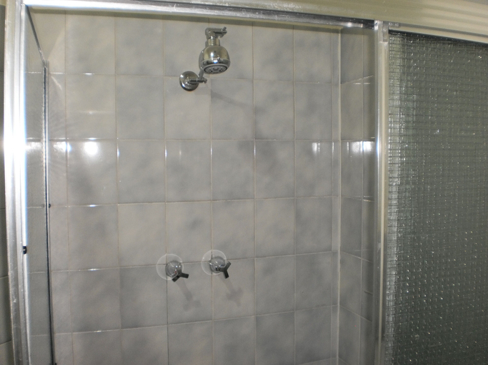 Bathroom 4, Motel Goolwa, Alexandrina - Coastal