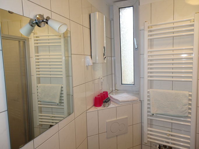Bathroom 5, Gästehaus Grupello, Düsseldorf