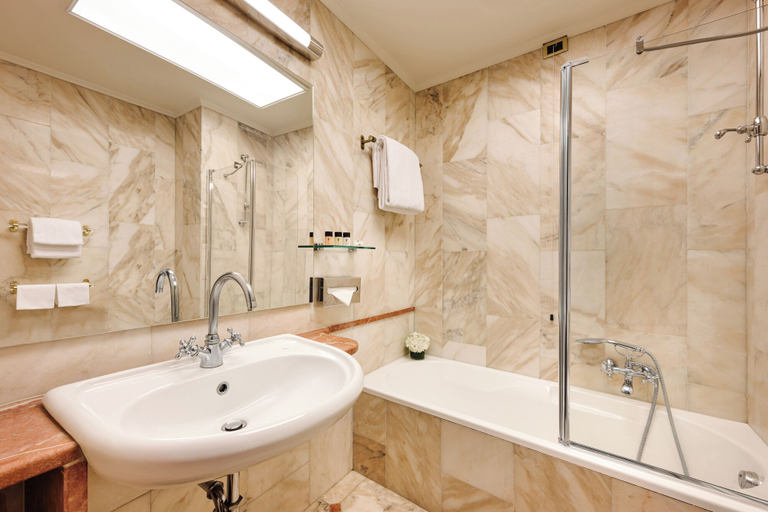 Bathroom 3, Dei Cavalieri Milano Duomo, Milano