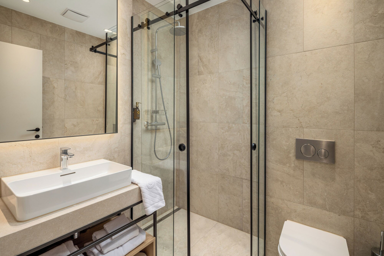 Bathroom 4, Emotheo Heritage Hotel, Imotski