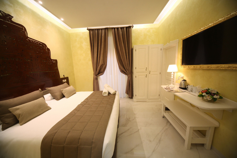 Bedroom 3, Maison Tritone, Rome