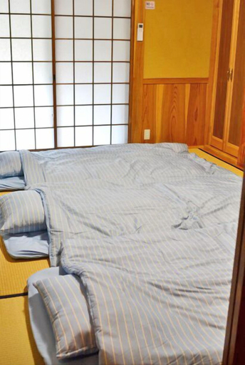 Bedroom 2, Guest House MAKOTOGE - Hostel, Aso