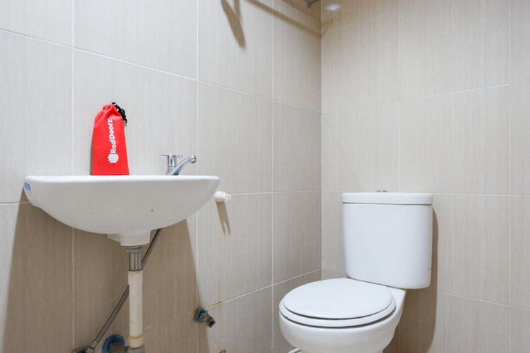 Bathroom 7