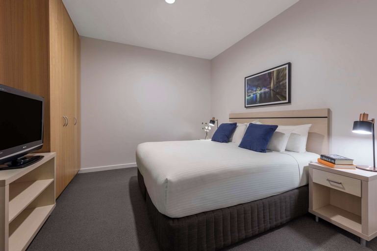 Bedroom 12