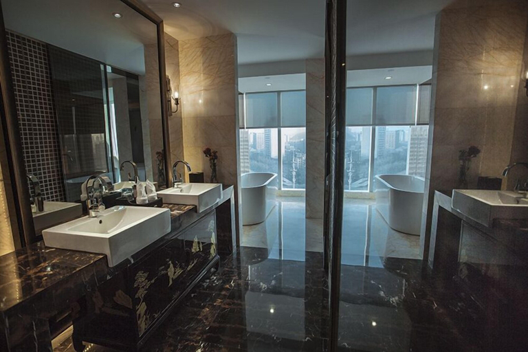 Bathroom 4, Universal Hotel Urumqi, Ürümqi