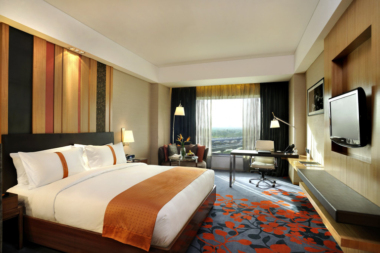 Bedroom 3, Holiday Inn NEW DELHI MAYUR VIHAR NOIDA by IHG, Delhi