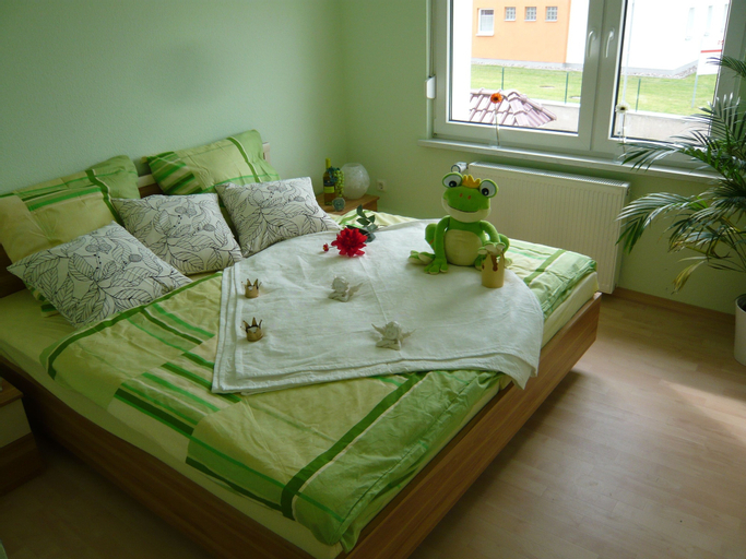 Bedroom 5, Pummpälzhof, Wartburgkreis