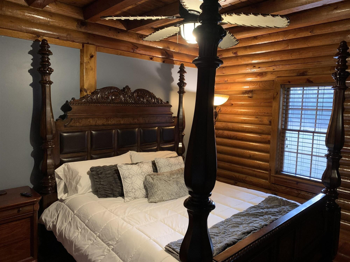 Bedroom 2, Beachwoods Inn, Horry