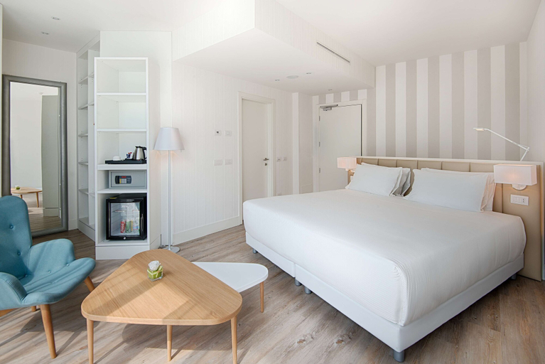 Bedroom 3, NH Trento, Trento