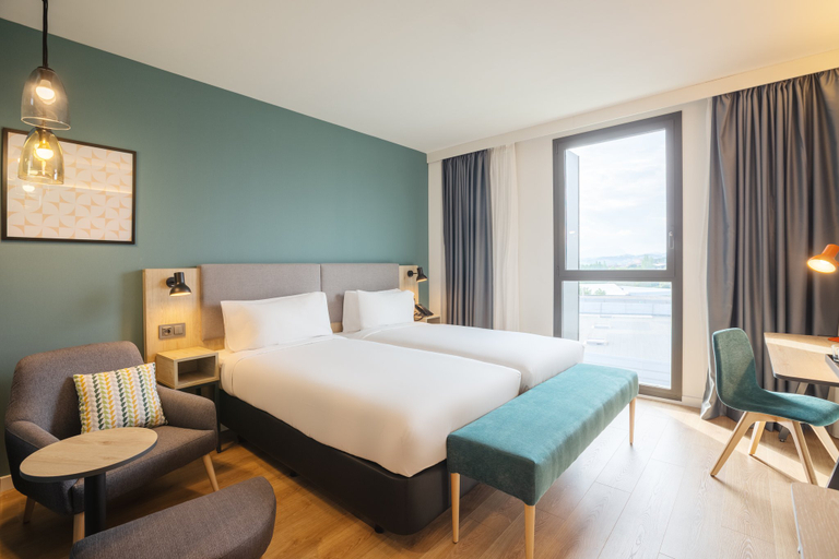 Bedroom 2, Holiday Inn BARCELONA - SANT CUGAT by IHG, Barcelona