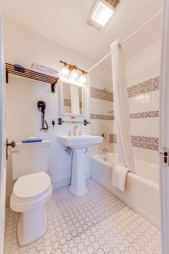 Bathroom 2