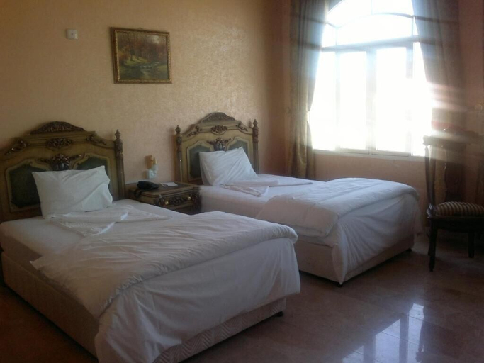 Bedroom 2, Jibreen Hotel, Bahla