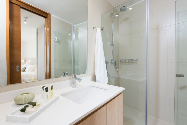 Bathroom 3, Zip Housing El Golf, Santiago