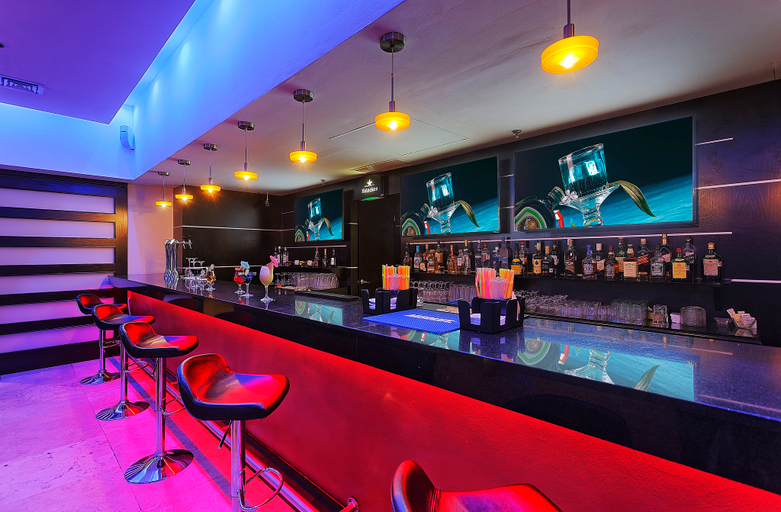 Food & Drinks 2, Holiday Inn CAMPECHE by IHG, Campeche
